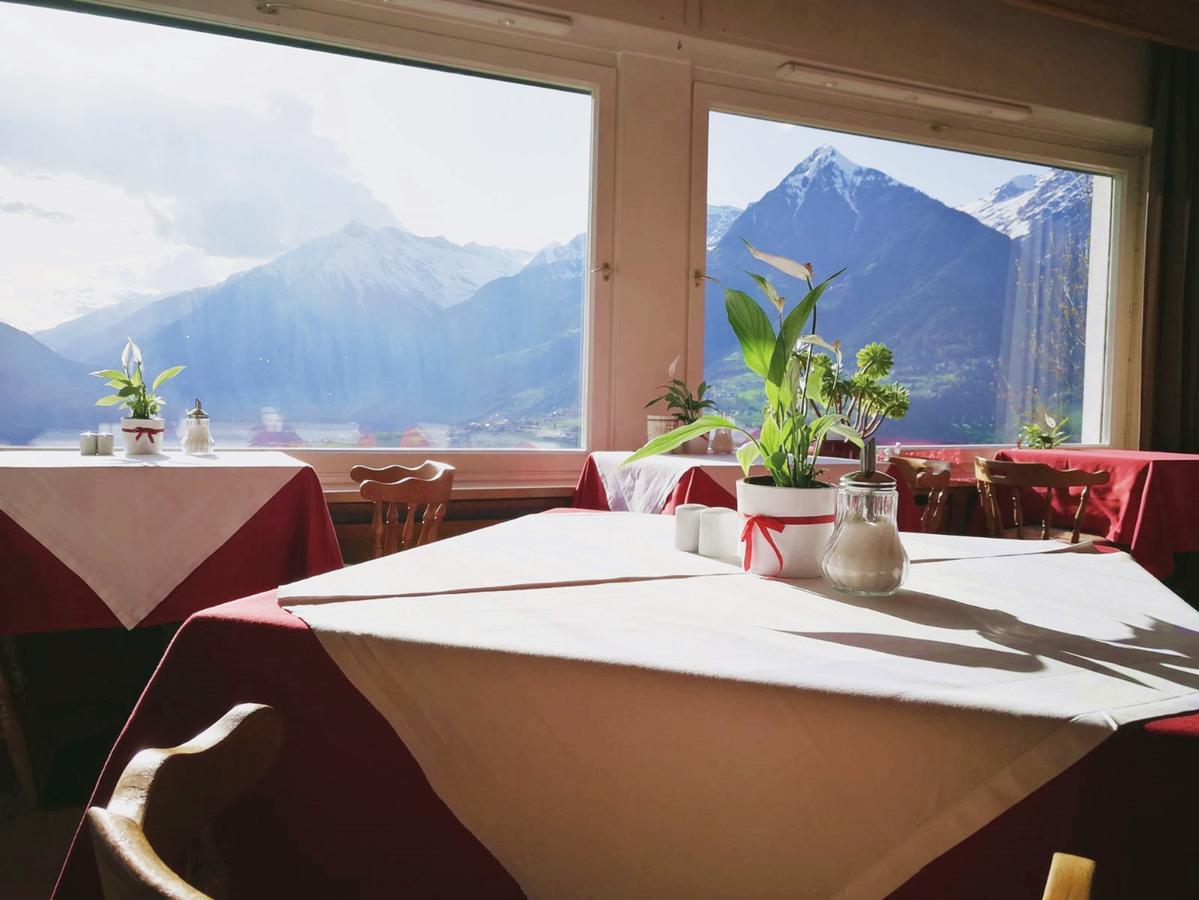 Schenna Garni Eden Bed & Breakfast Bagian luar foto